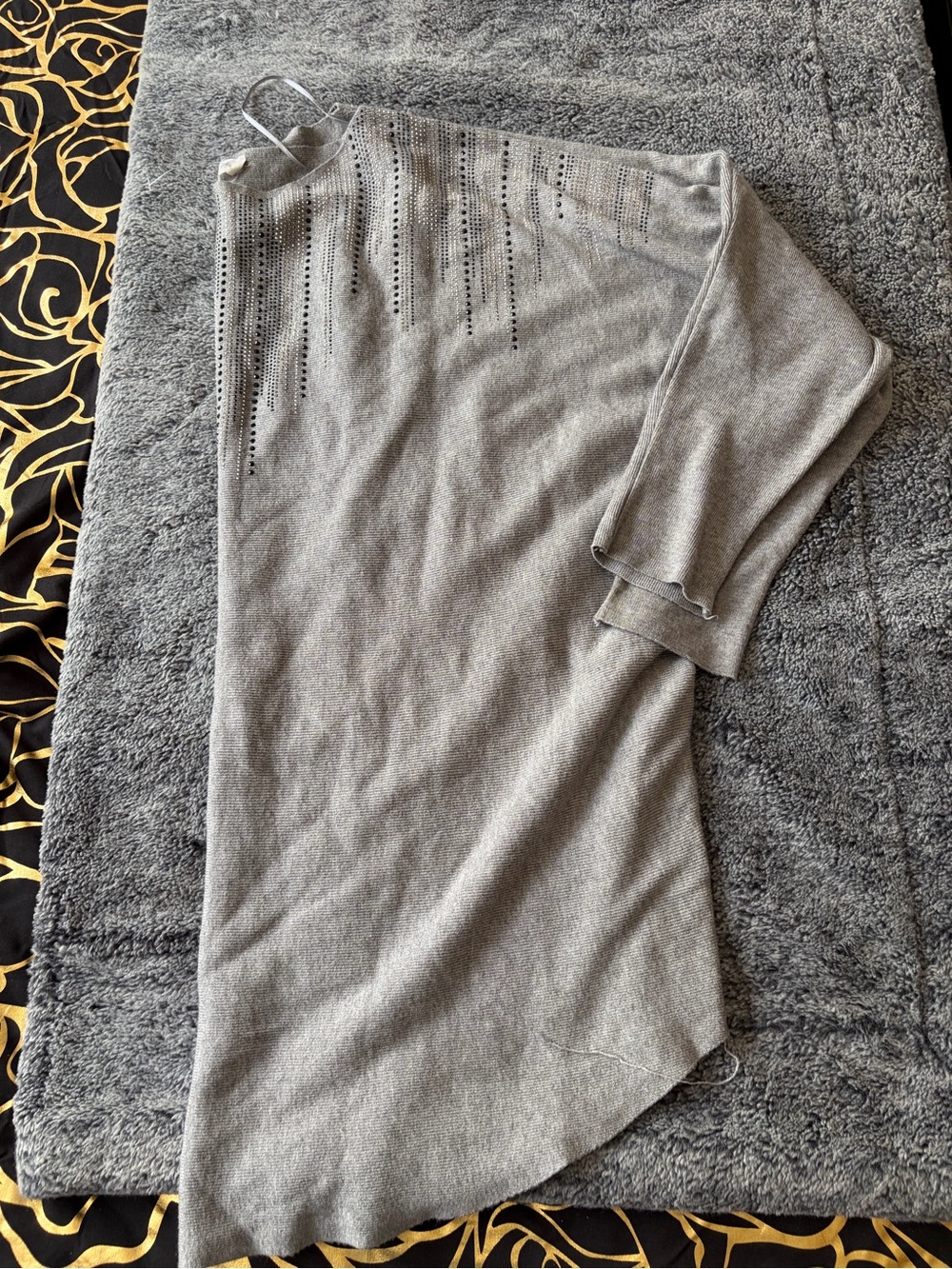 Sweater Subcategory Classification - Picture 5 of 9